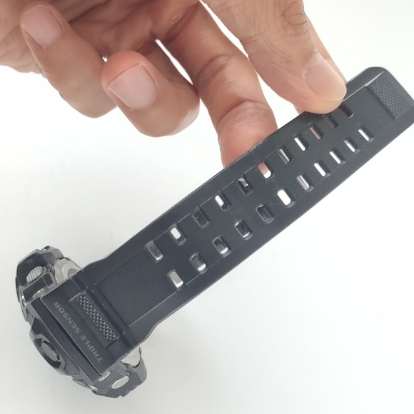 G-Shock Rangeman, Solar Powered - Picture 3 of 4